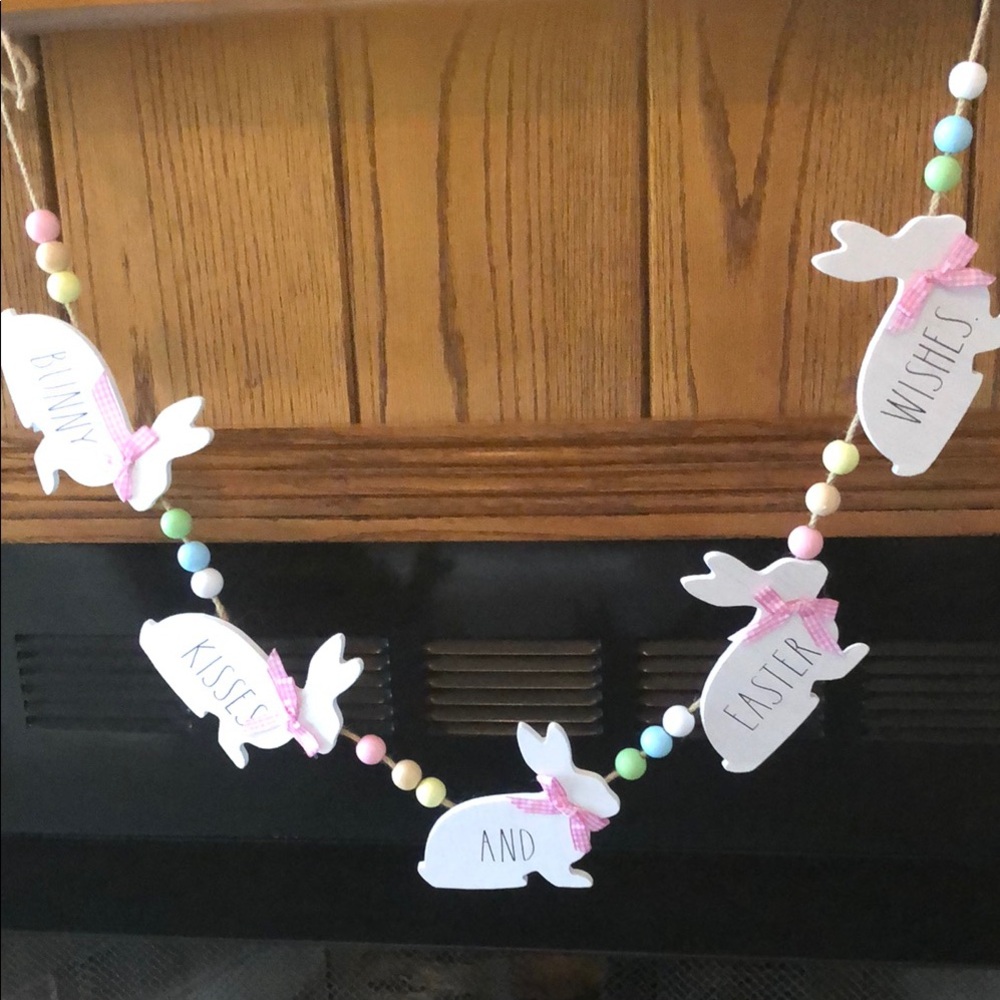 Rae Dunn Easter Banner